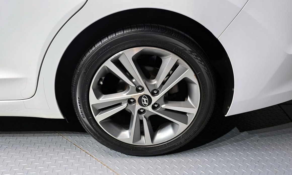Hyundai AVANTE 2018