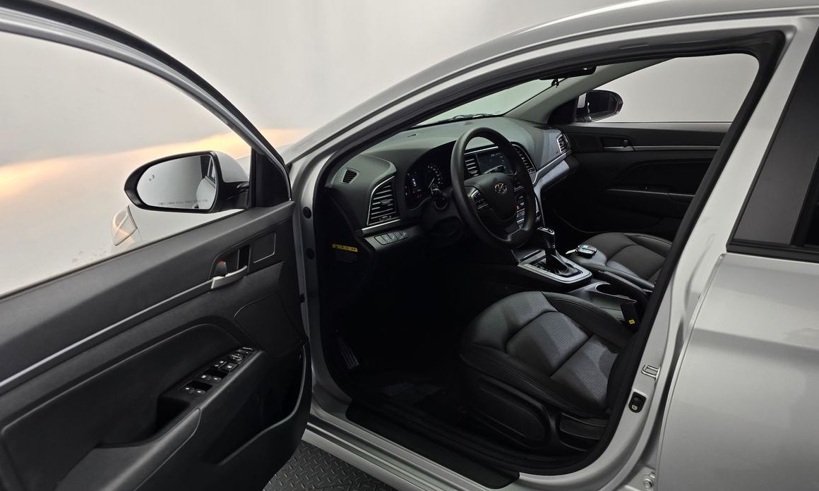 Hyundai AVANTE 2018