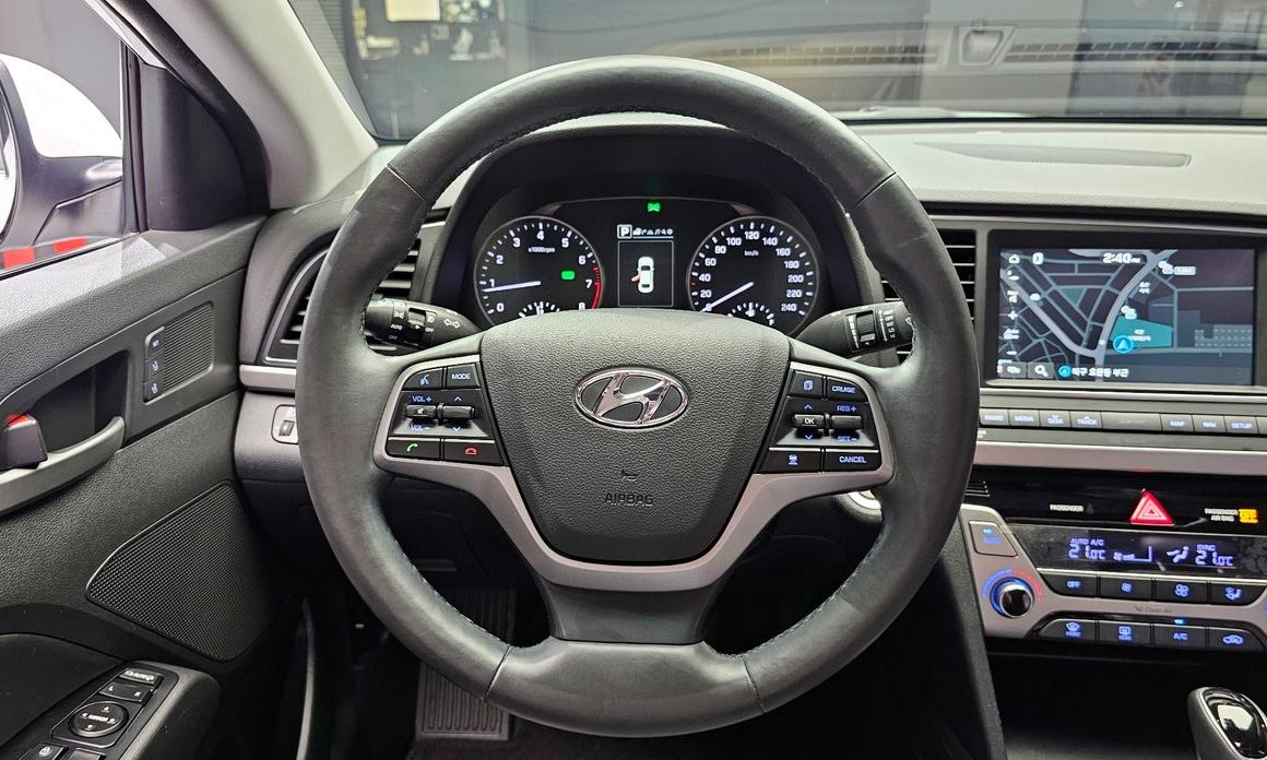Hyundai AVANTE 2018