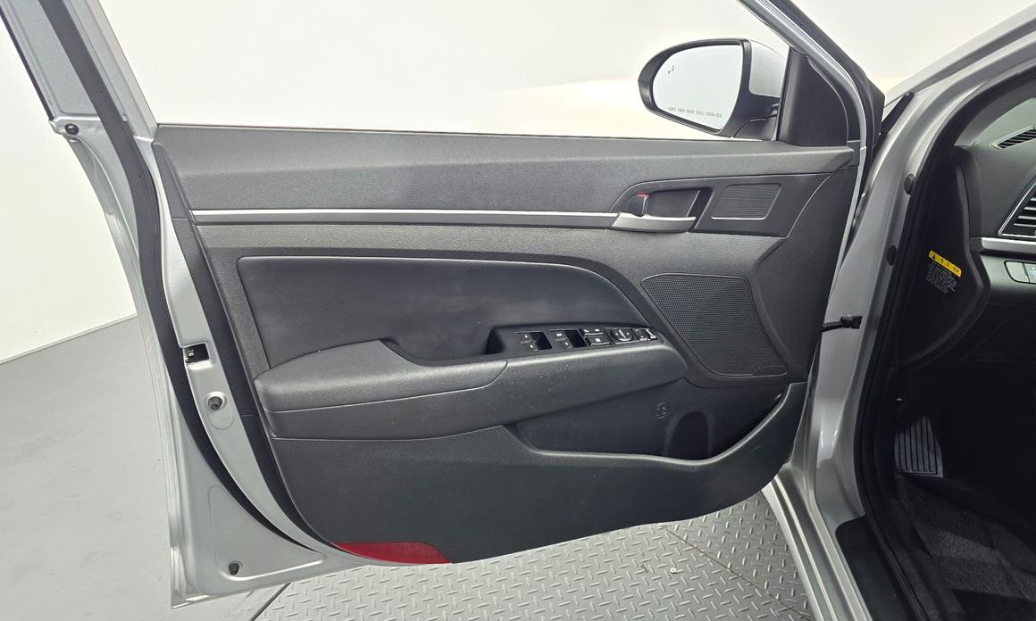 Hyundai AVANTE 2018