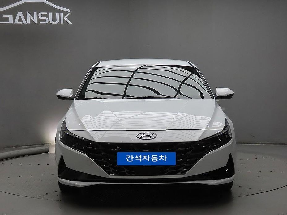 Hyundai AVANTE 2023