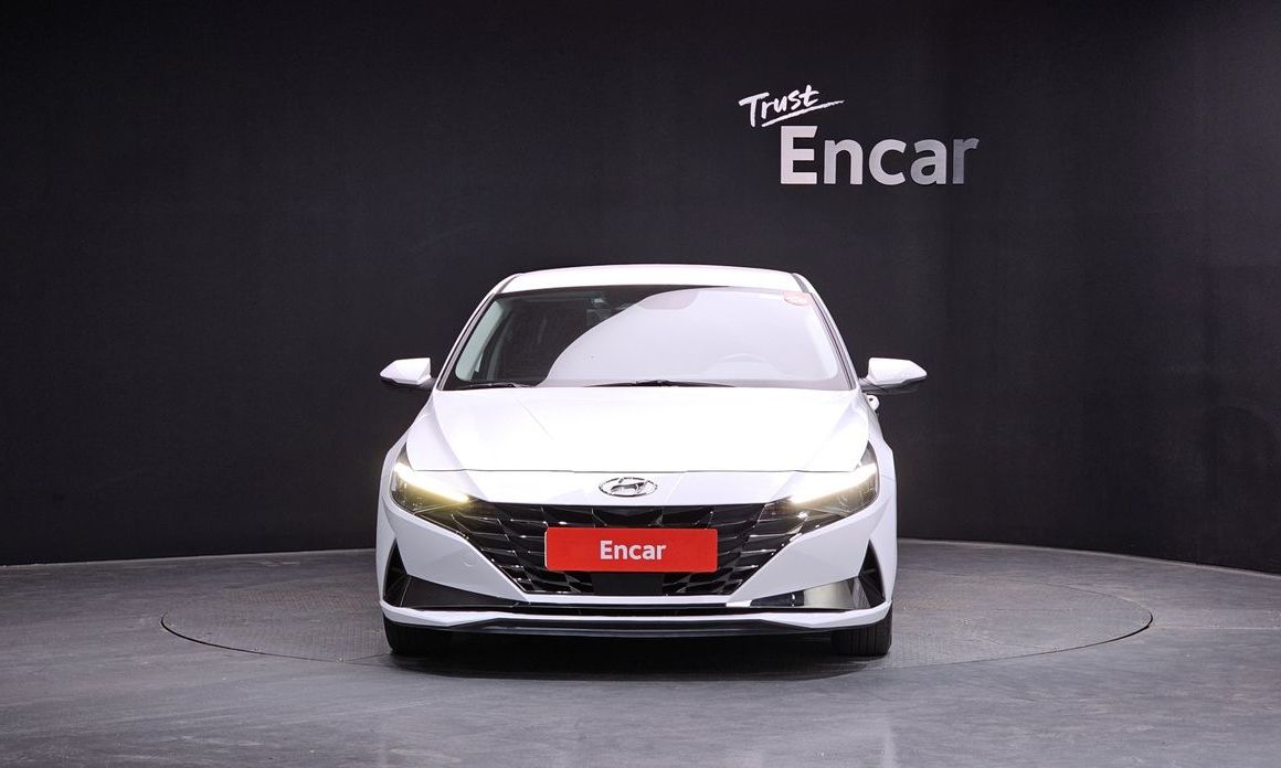 Hyundai AVANTE 2021