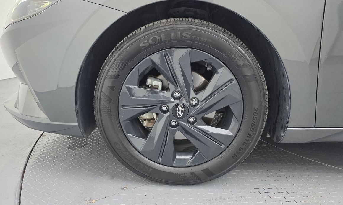 Hyundai AVANTE 2023