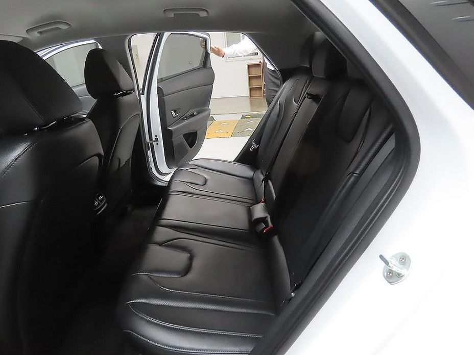 Hyundai AVANTE 2023