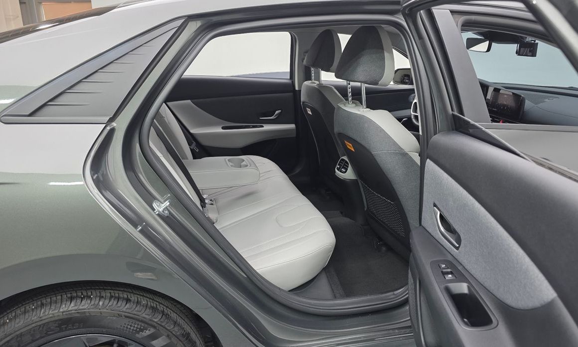 Hyundai AVANTE 2023
