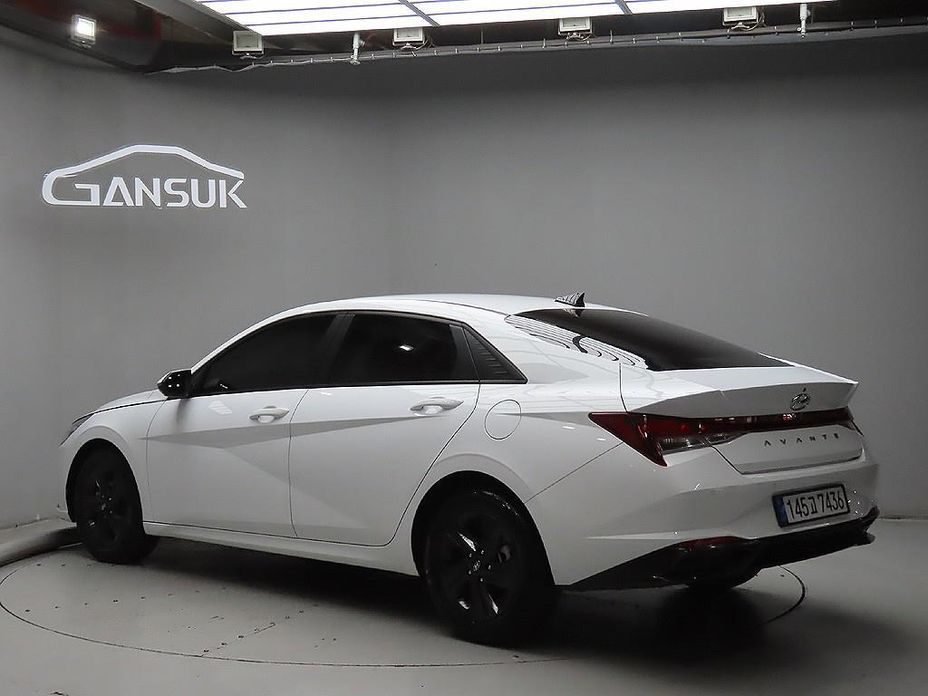 Hyundai AVANTE 2023