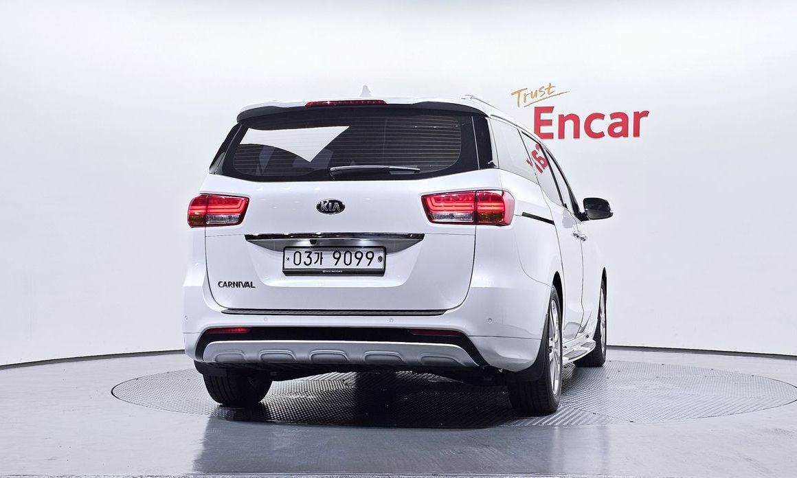 Kia Canival 2017