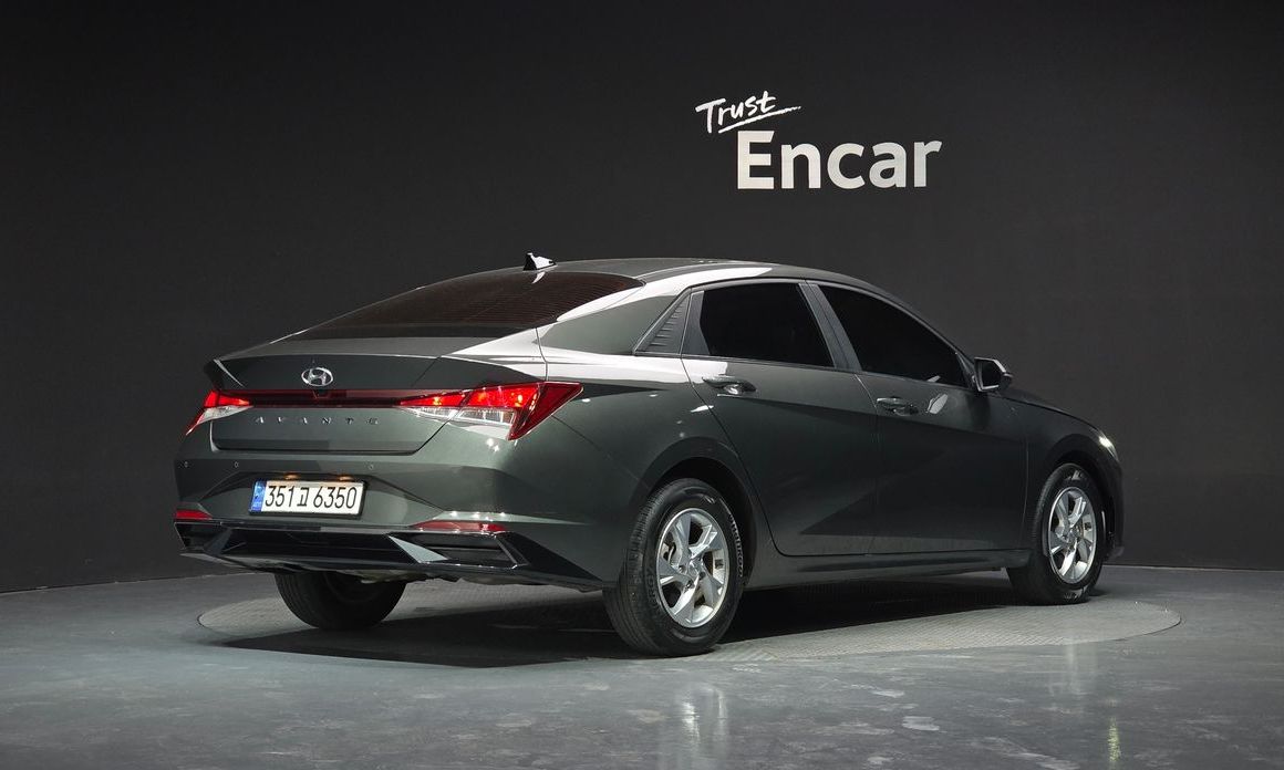 Hyundai AVANTE 2021