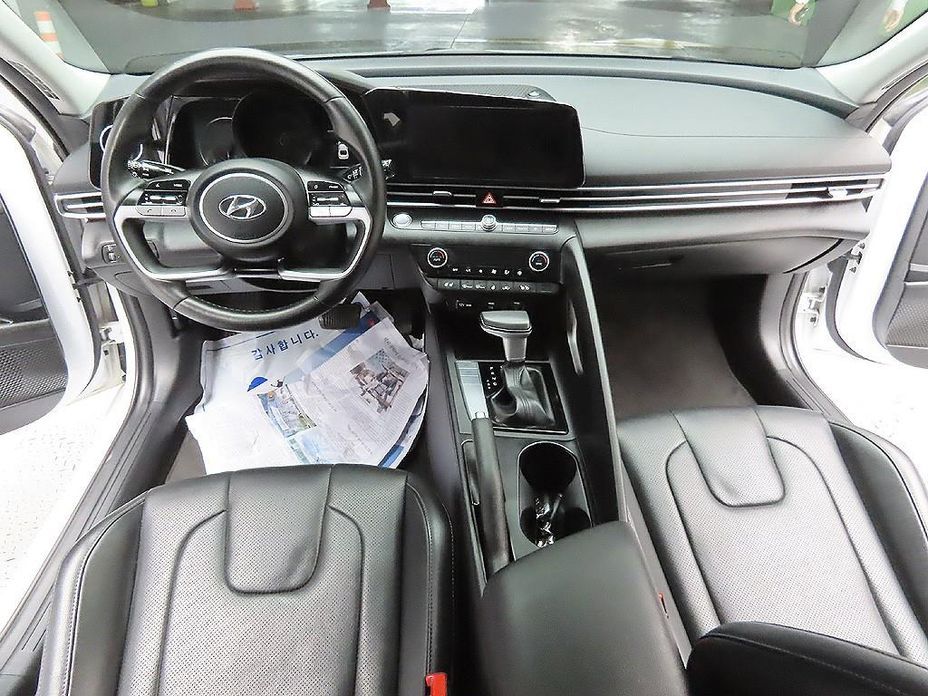 Hyundai AVANTE 2023
