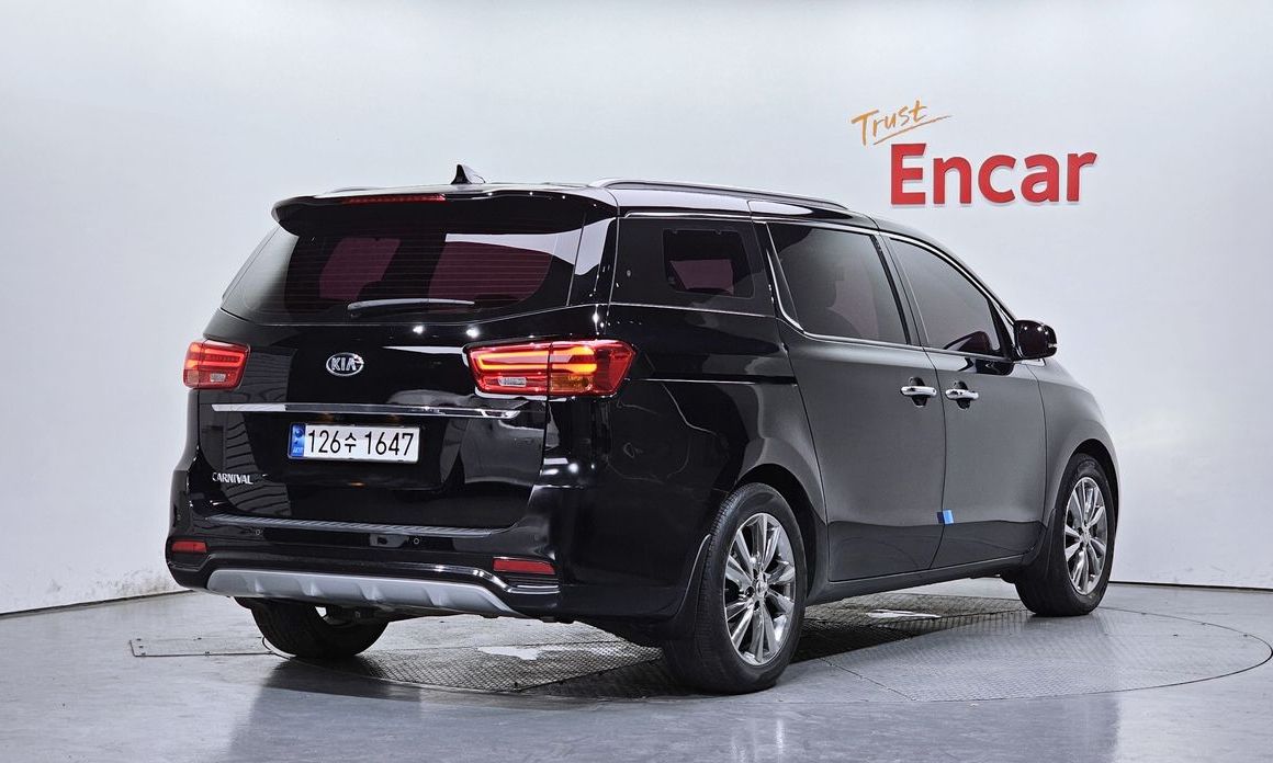 Kia Canival 2019