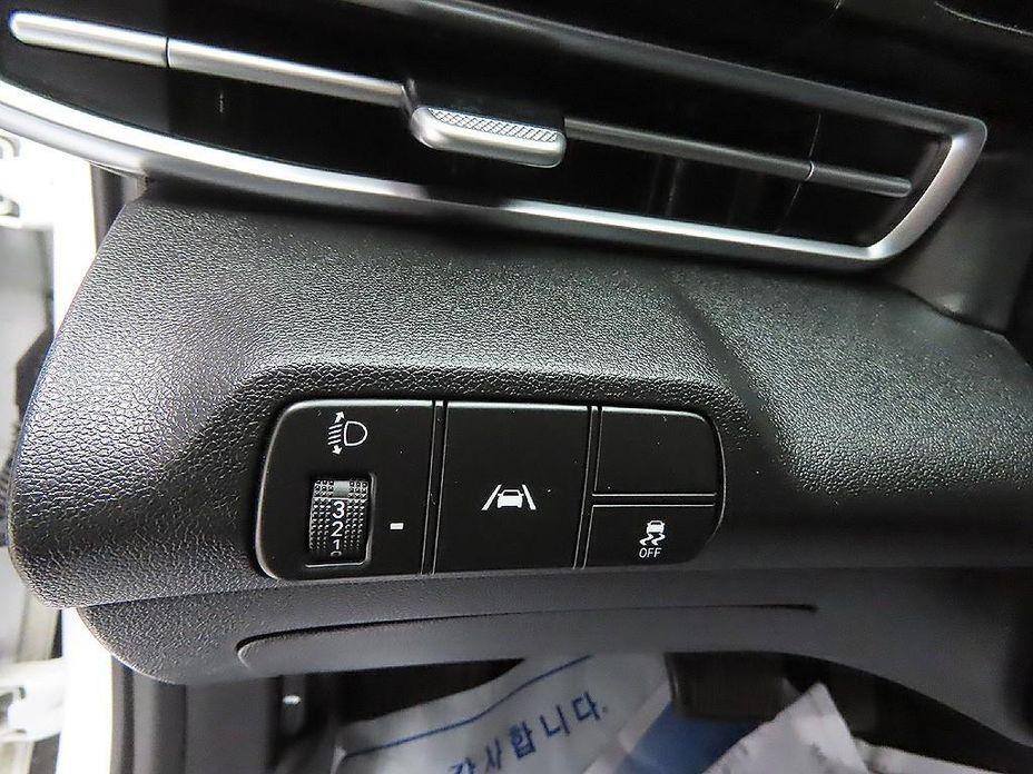 Hyundai AVANTE 2023