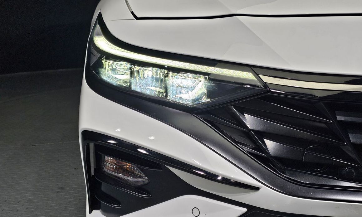 Hyundai AVANTE 2024
