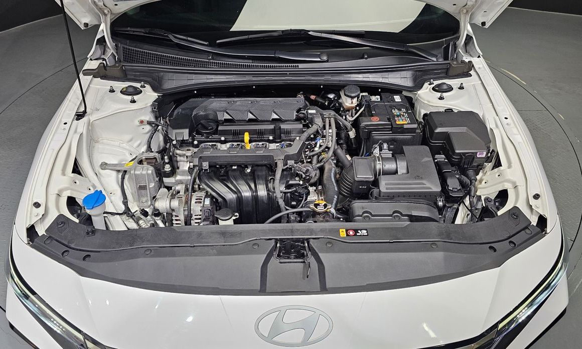 Hyundai AVANTE 2024