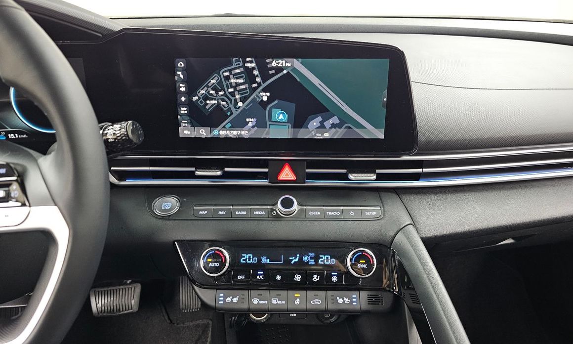 Hyundai AVANTE 2021