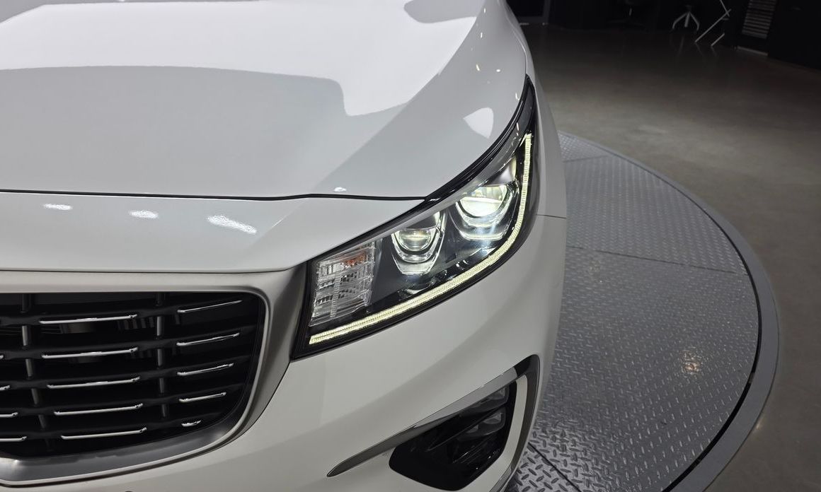 Kia Canival 2019