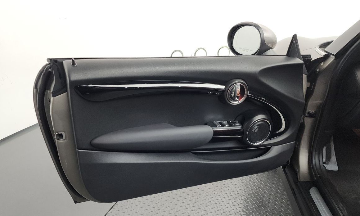 Mini Cooper Convertible 2019