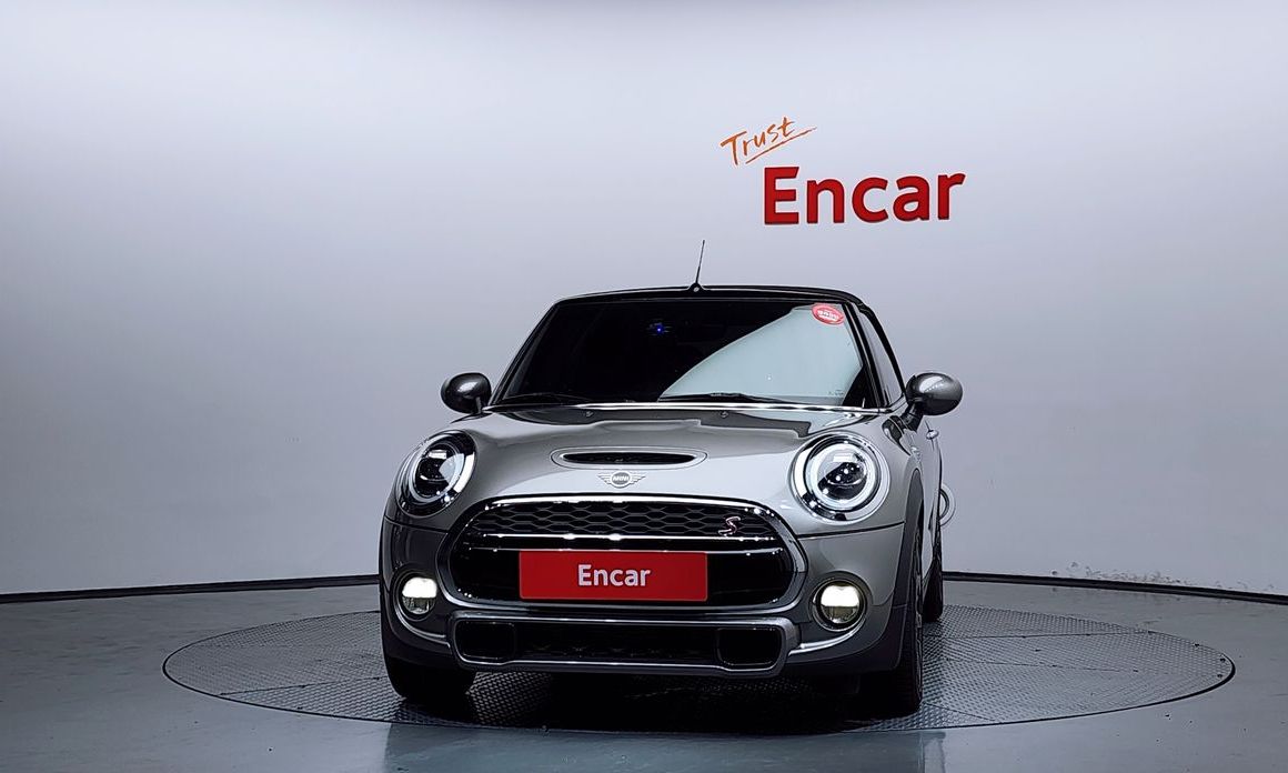 Mini Cooper Convertible 2019