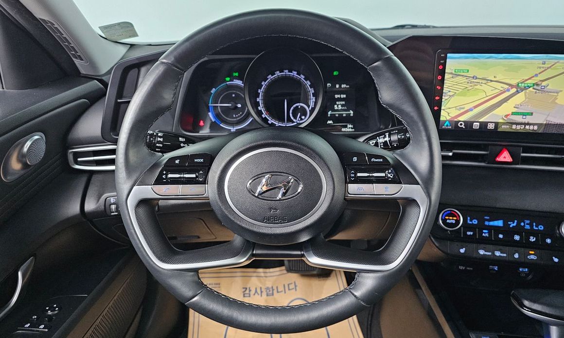 Hyundai AVANTE 2023