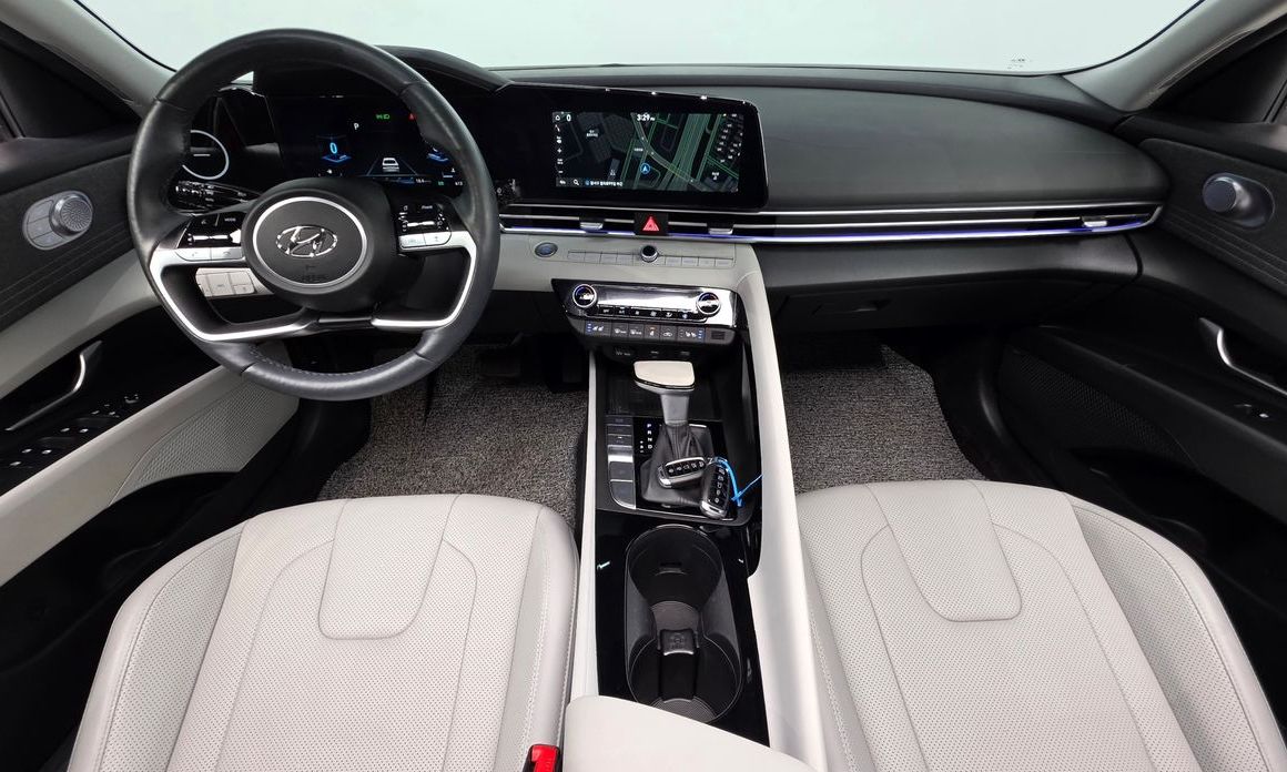 Hyundai AVANTE 2023