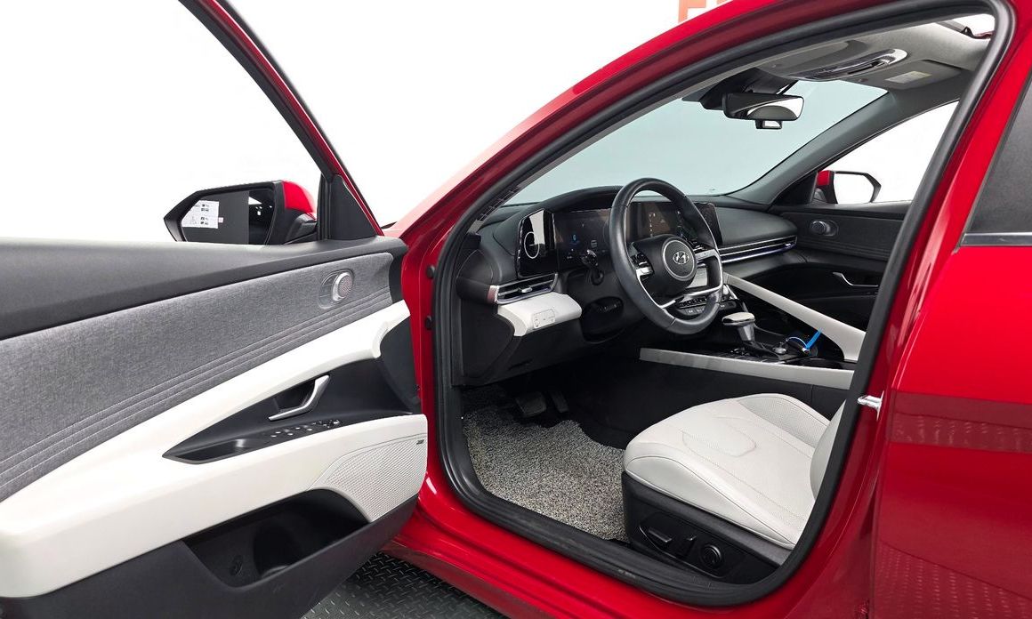 Hyundai AVANTE 2023