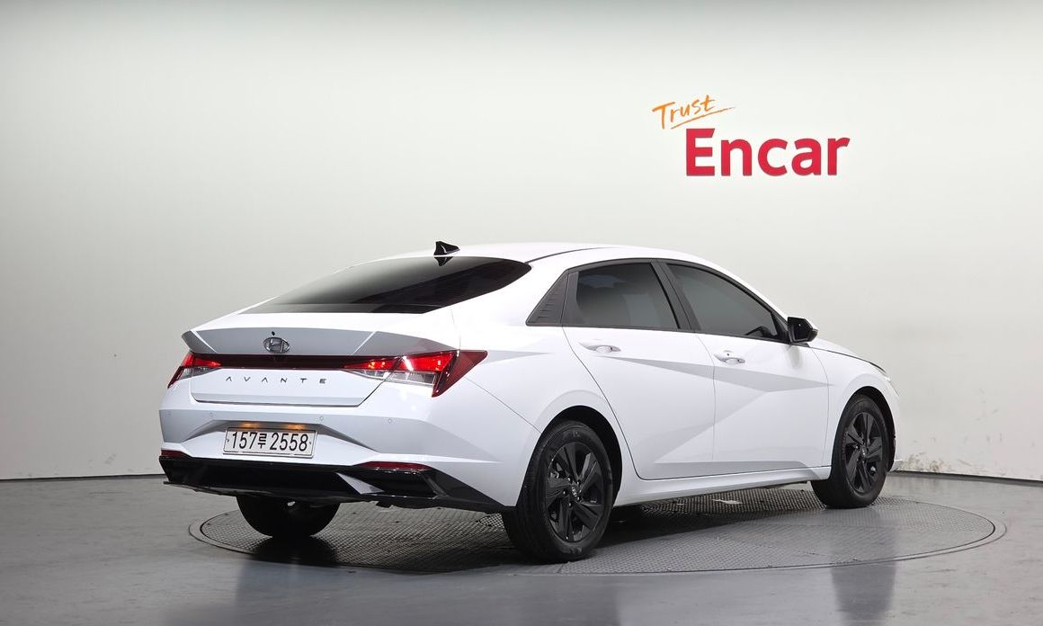Hyundai AVANTE 2023