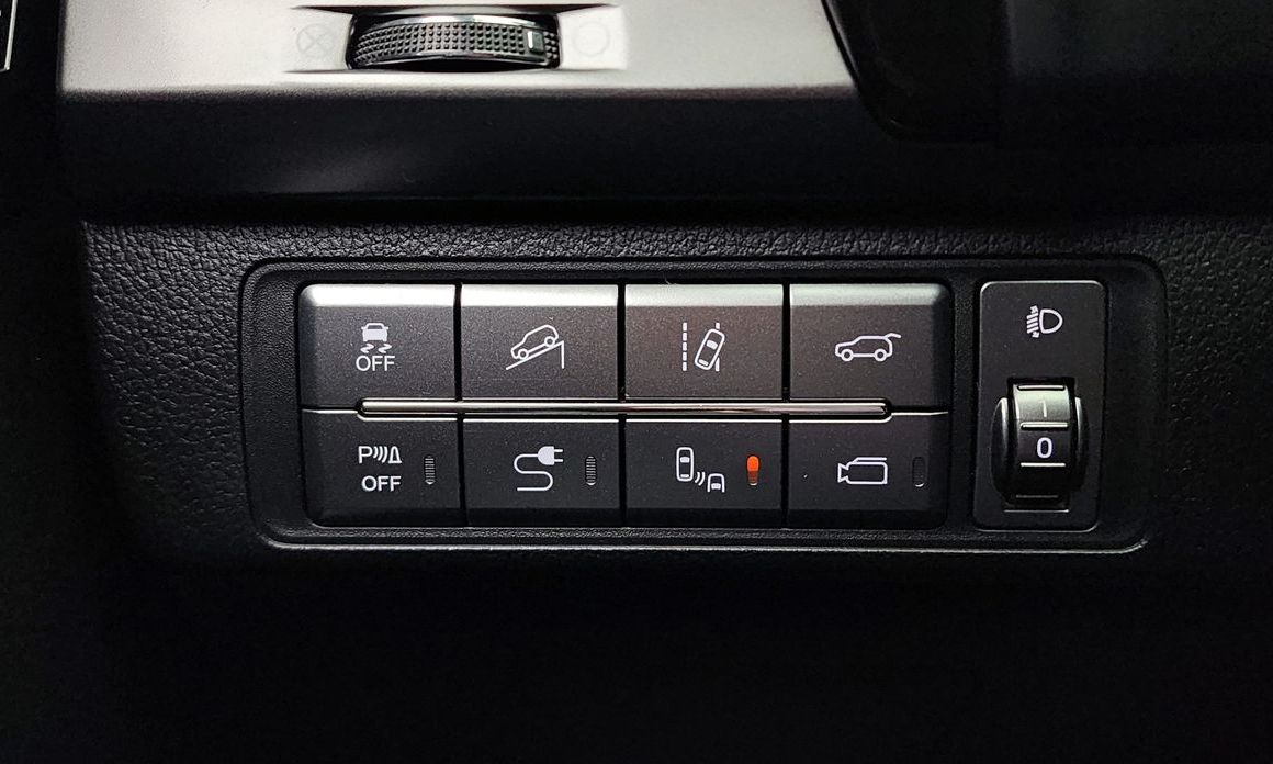 KG_Mobility_Ssangyong Rexton 2020
