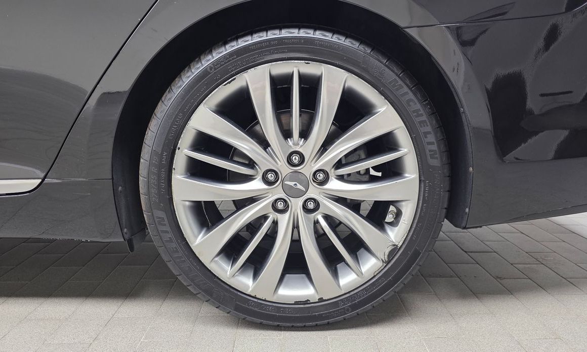 Genesis G80 2018