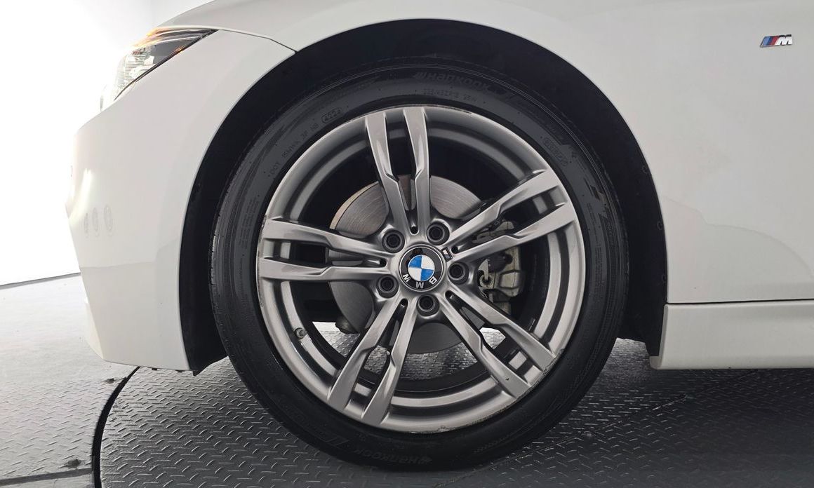 BMW 3-Series 2018