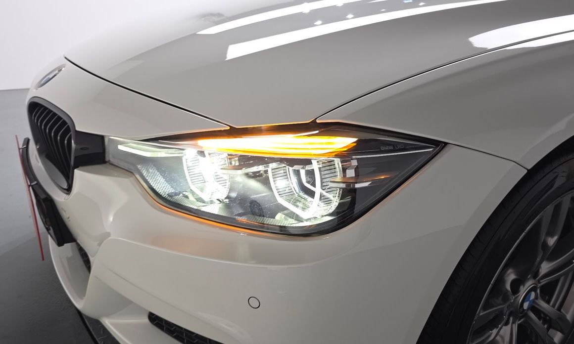 BMW 3-Series 2018