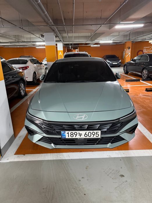 Hyundai AVANTE 2025