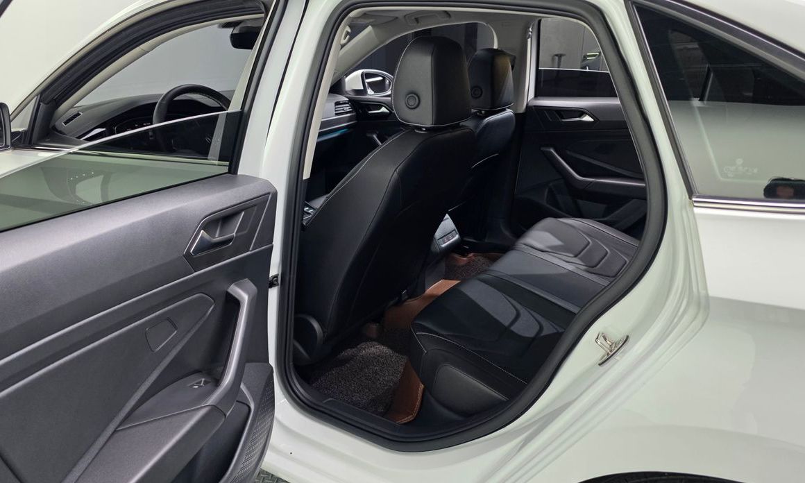 Volkswagen Jetta 2023