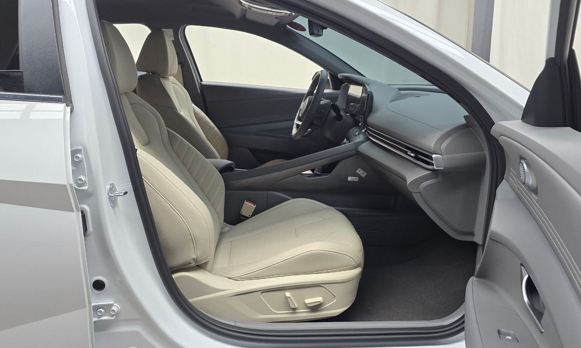 Hyundai AVANTE 2026