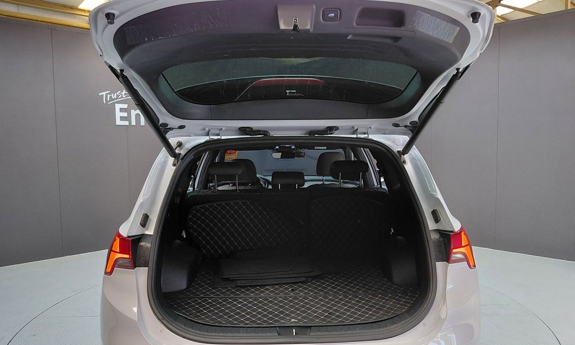 Hyundai Santafe 2023