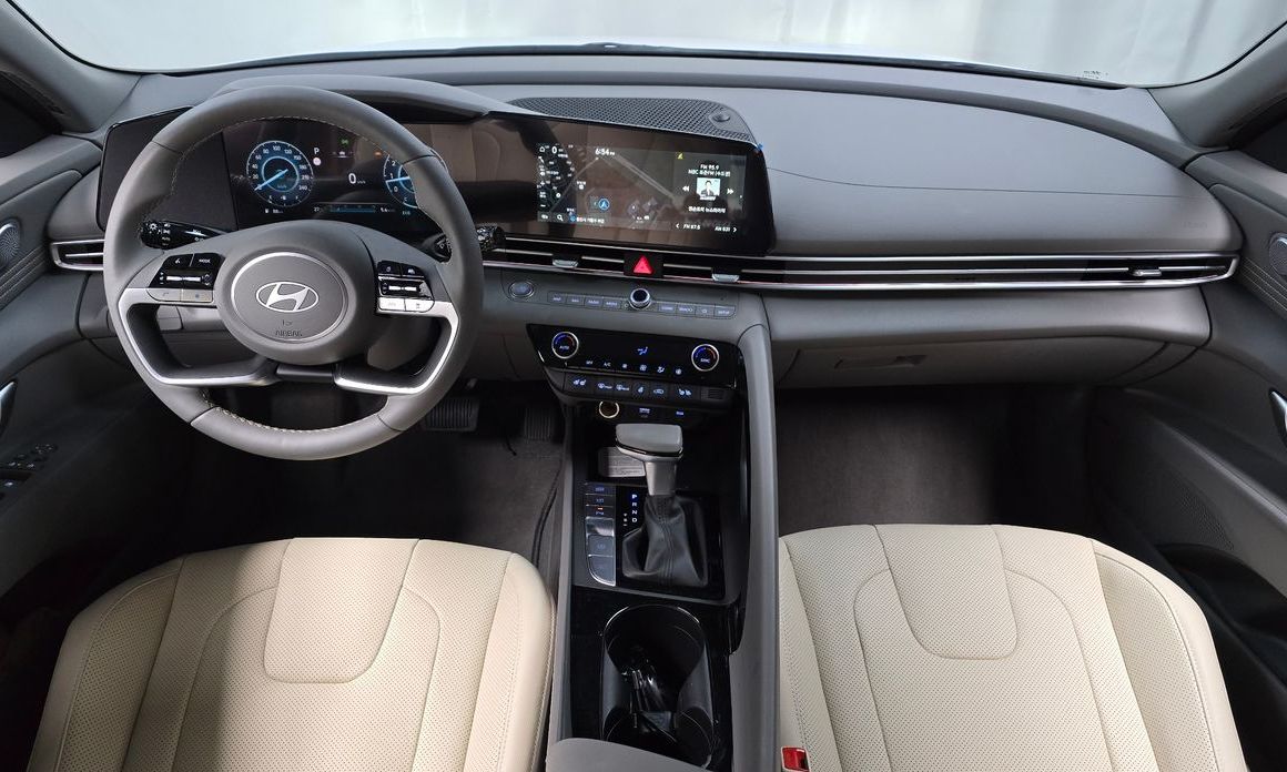 Hyundai AVANTE 2026