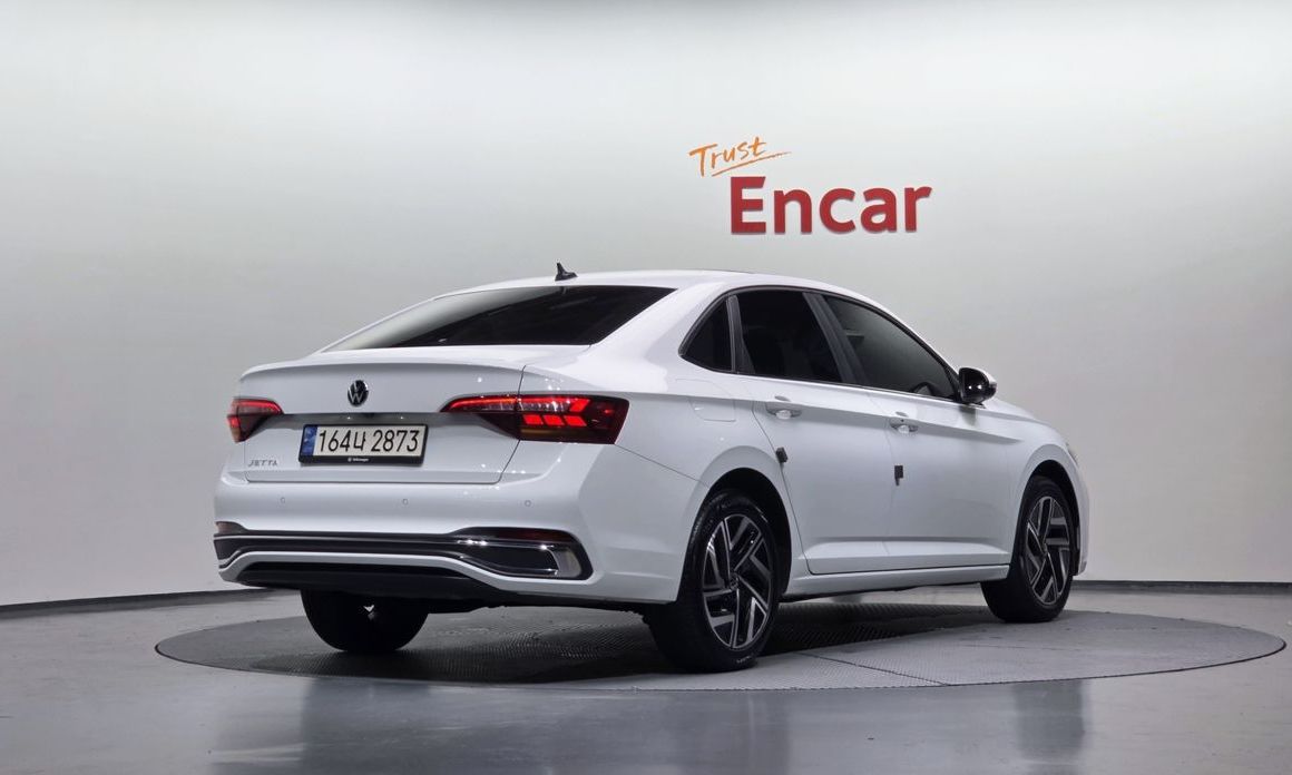 Volkswagen Jetta 2023