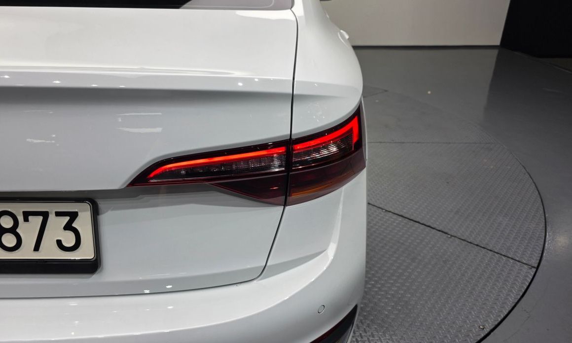 Volkswagen Jetta 2023
