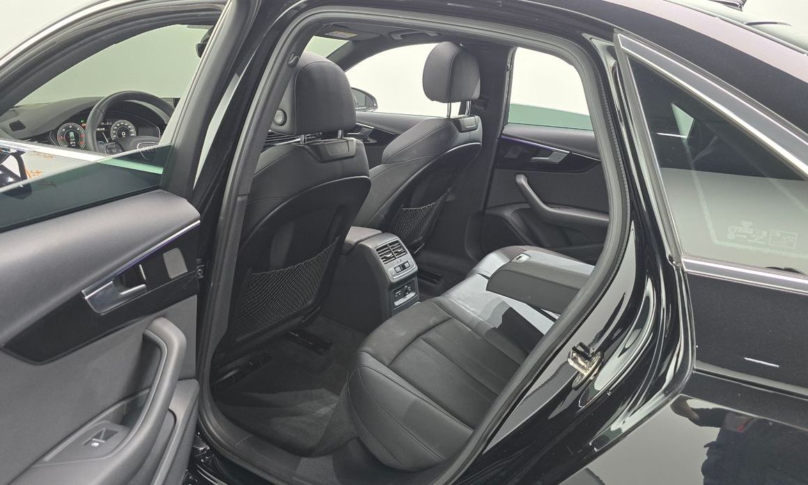 Audi A4 2021