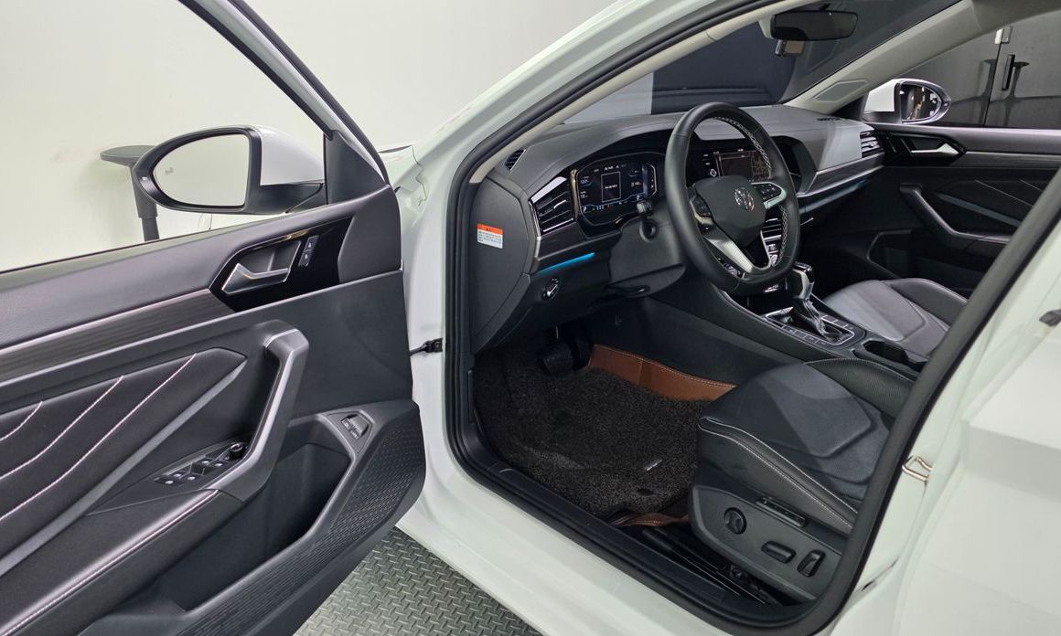 Volkswagen Jetta 2023