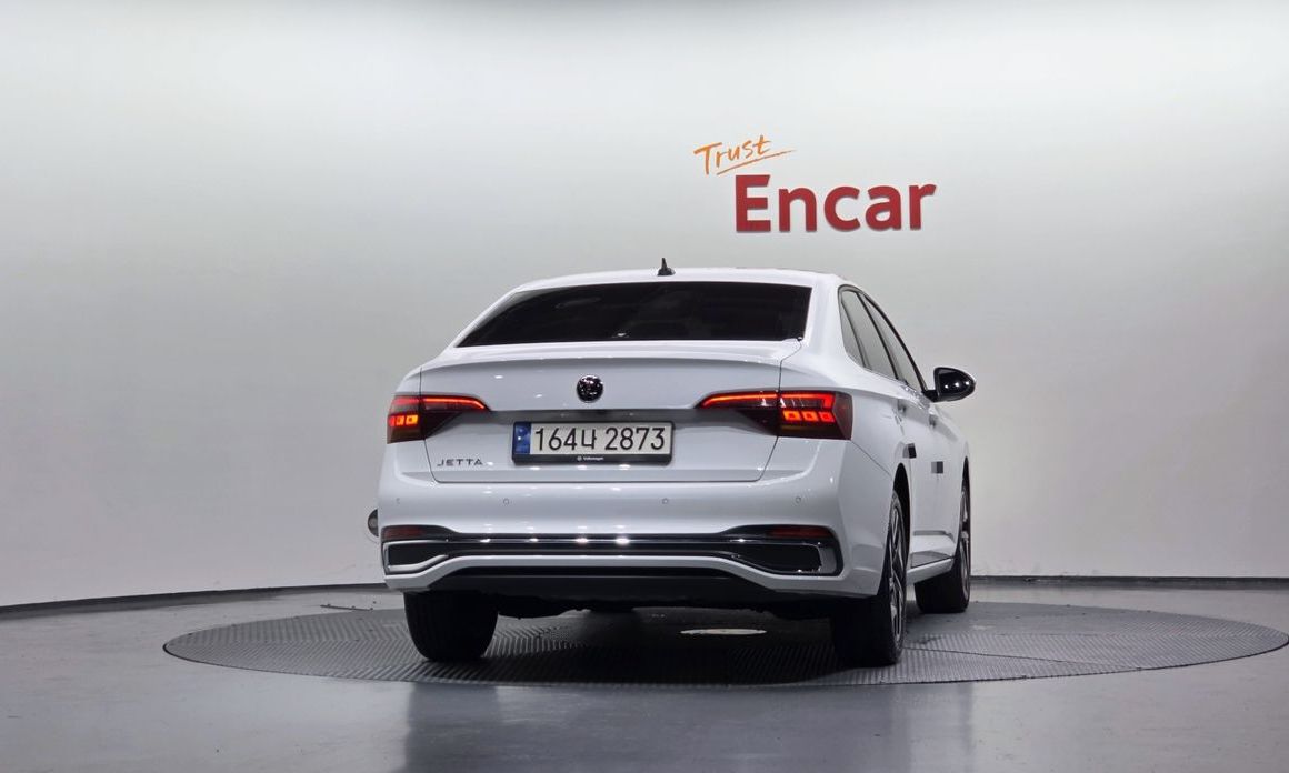 Volkswagen Jetta 2023