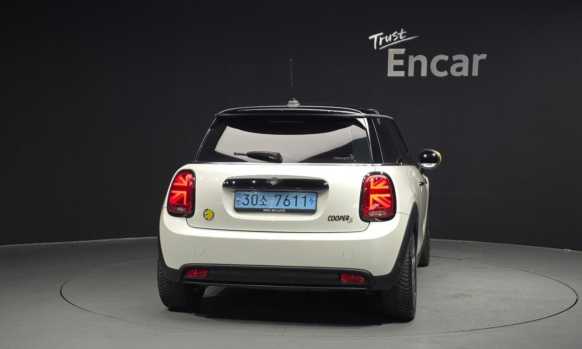 Mini Cooper 2024
