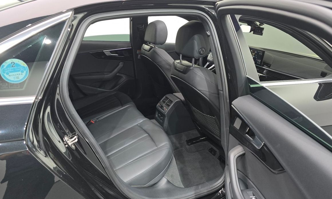Audi A4 2021