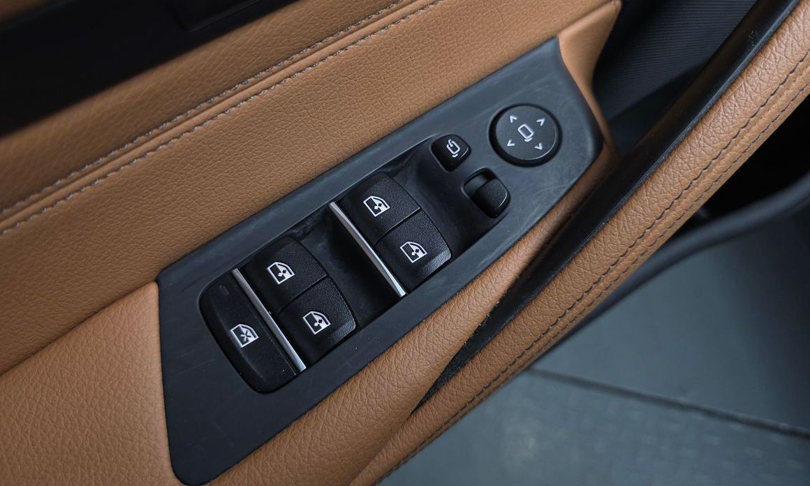 BMW 5-Series 2020