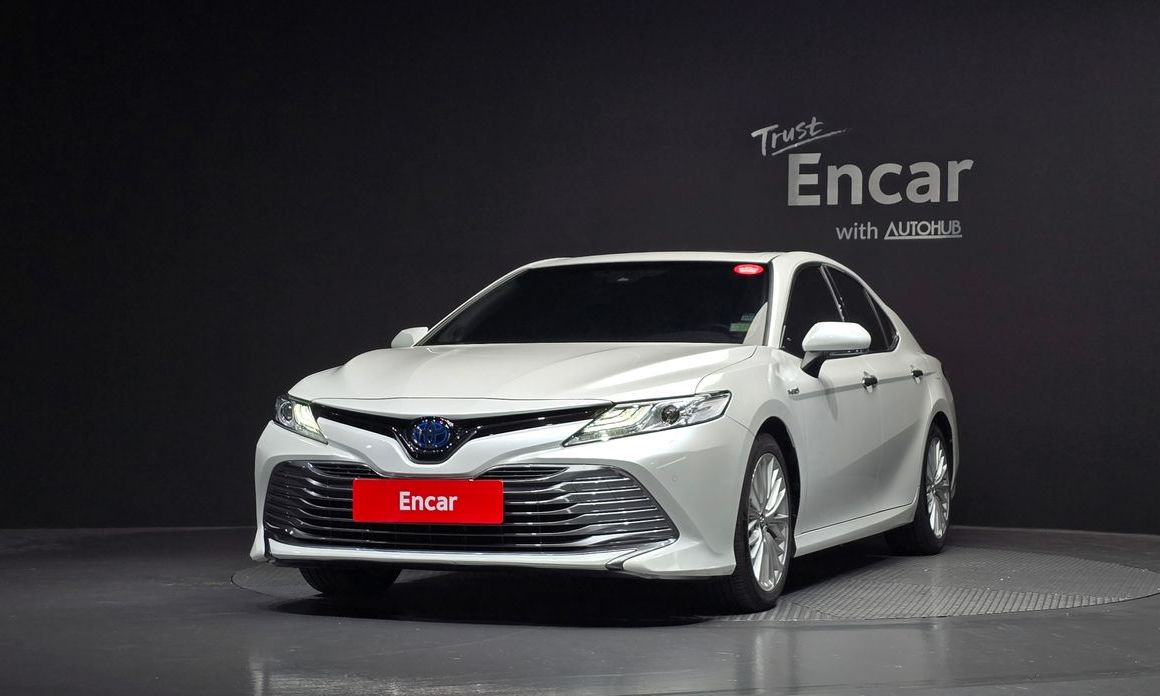 Toyota Camry 2019
