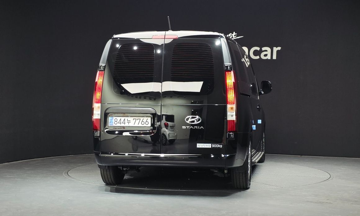 Hyundai Staria 2024