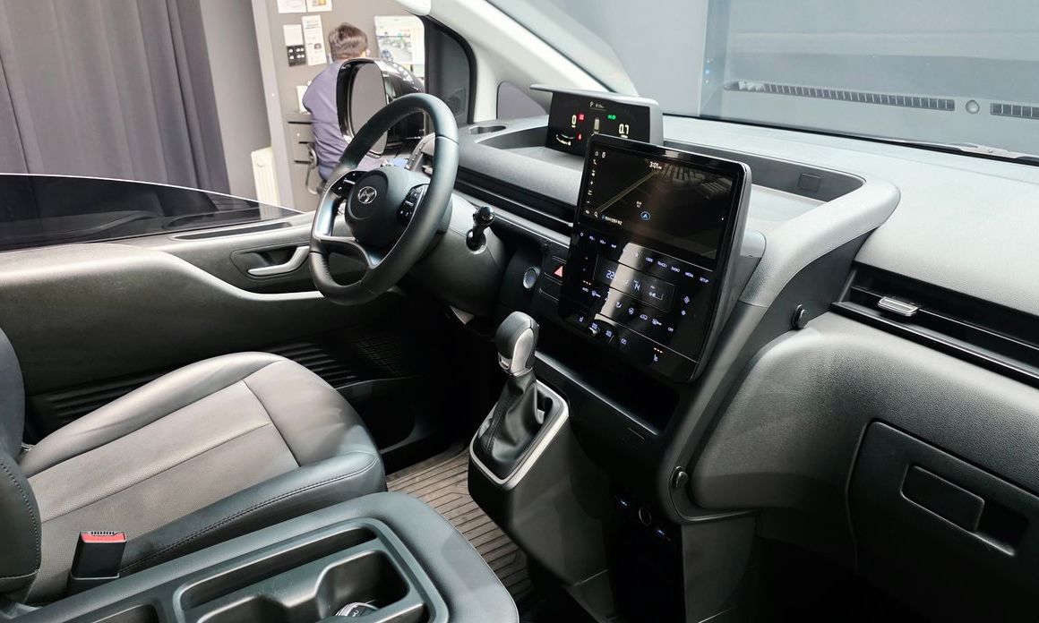 Hyundai Staria 2024
