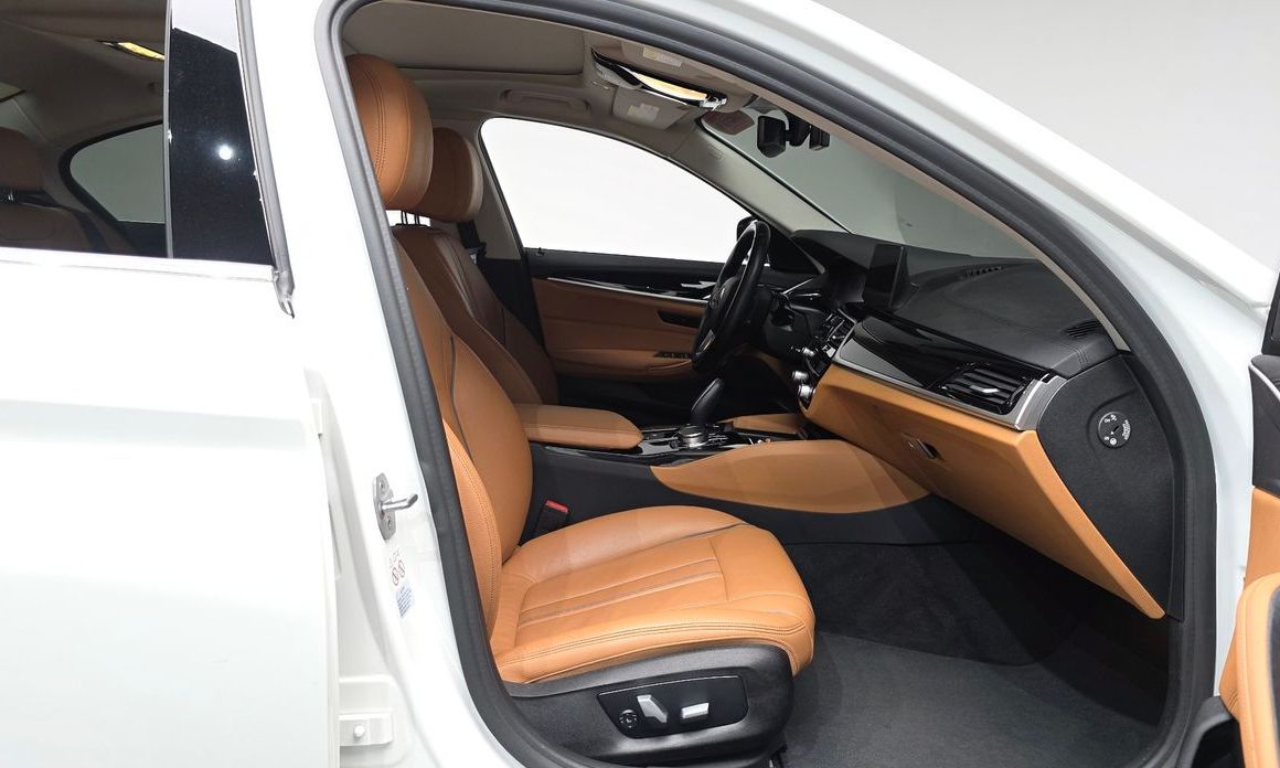 BMW 5-Series 2020