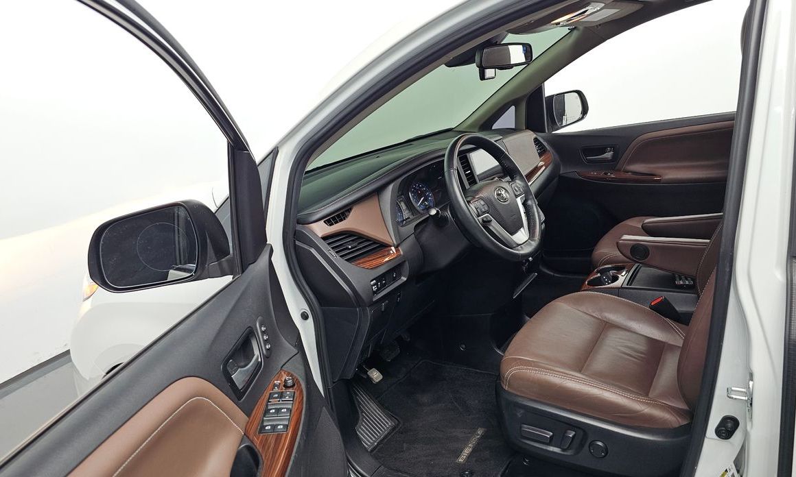 Toyota Sienna 2018