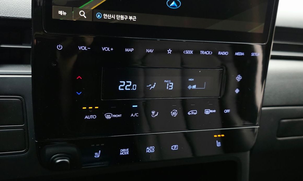 Hyundai Staria 2024