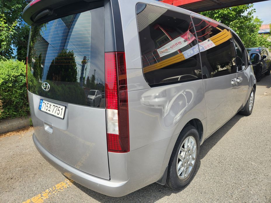 Hyundai Staria 2023