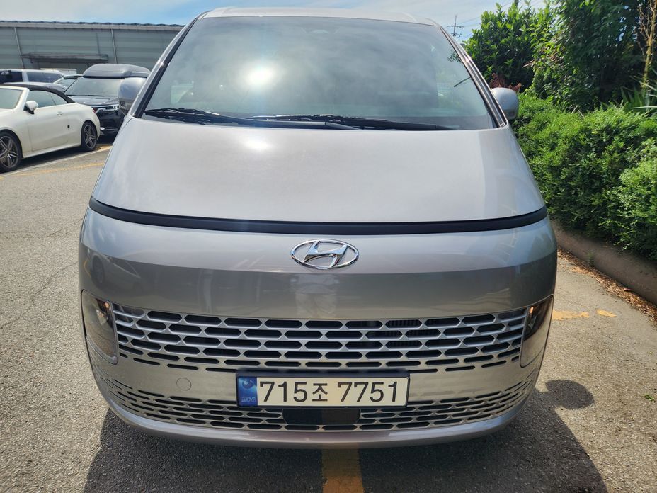 Hyundai Staria 2023